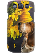 Load image into Gallery viewer, Basset Hound With Sunflower Special Custom Design For Dog Lovers Phone case
