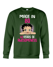 Load image into Gallery viewer, Black Phone Case Made In 80 40 Years In Awesomeness For Friends Sweatshirt
